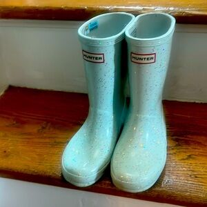Gently used Hunter toddler boots